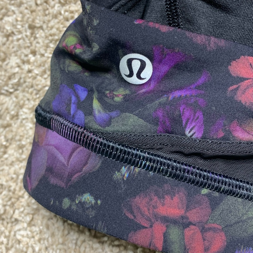 Lululemon Black Floral Seamless Sports Bra Size 2 - Picture 5 of 6